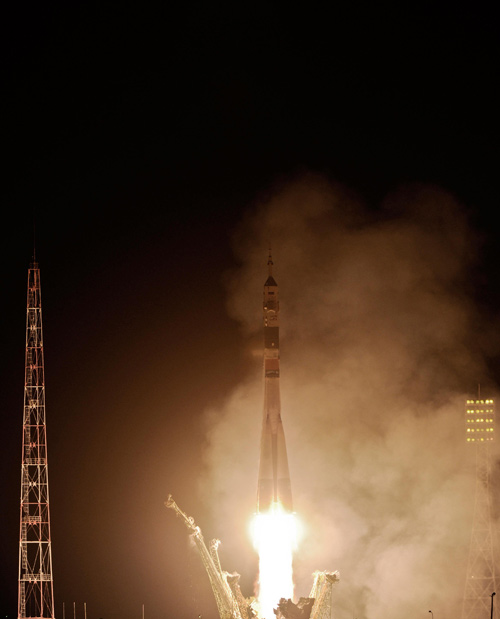New Crew to Rendezvous with Space Station Today